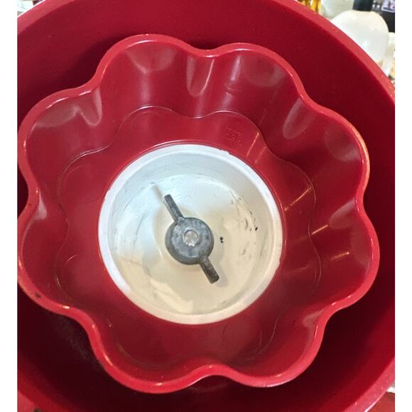 Cuisinart Smart Power Duet Processor/Blender Glass Pitcher & Blade BFP-703 Red - Picture 5 of 5